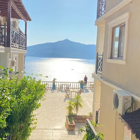 Kalkan Mahallesi, Zeytinlik Caddesi No:210 *